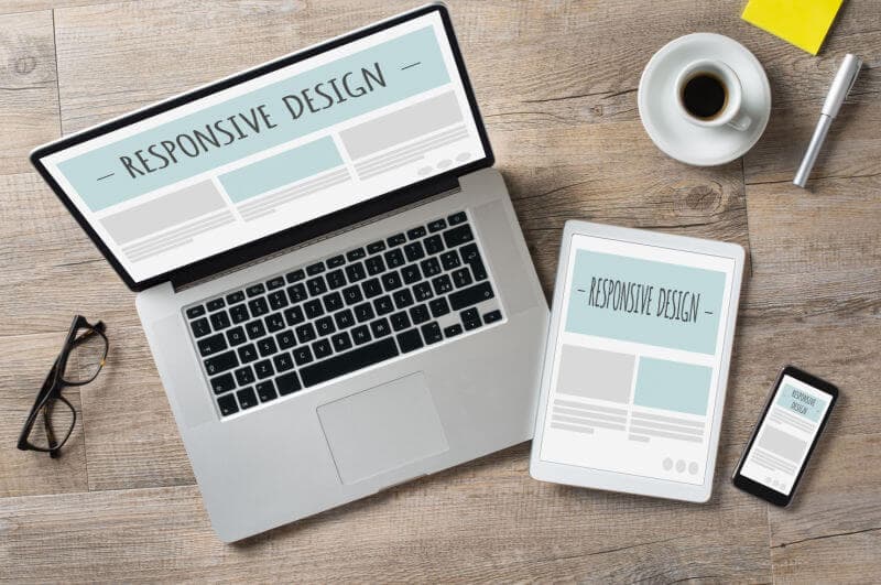 Responsive design web page on Laptop, tablet and mobile screen